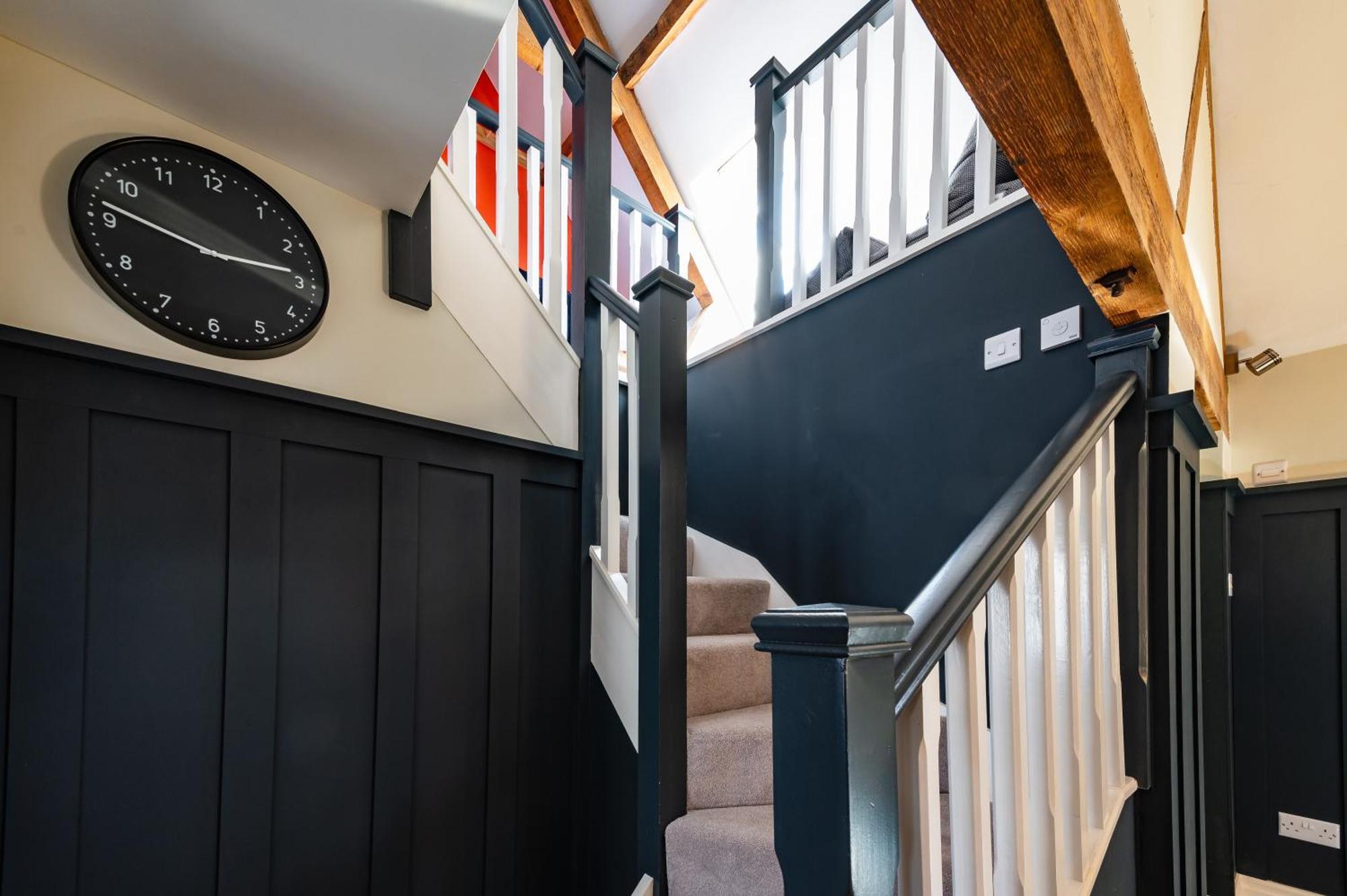 Stylish Central 6 Bedroom Converted Granary ستامفورد المظهر الخارجي الصورة