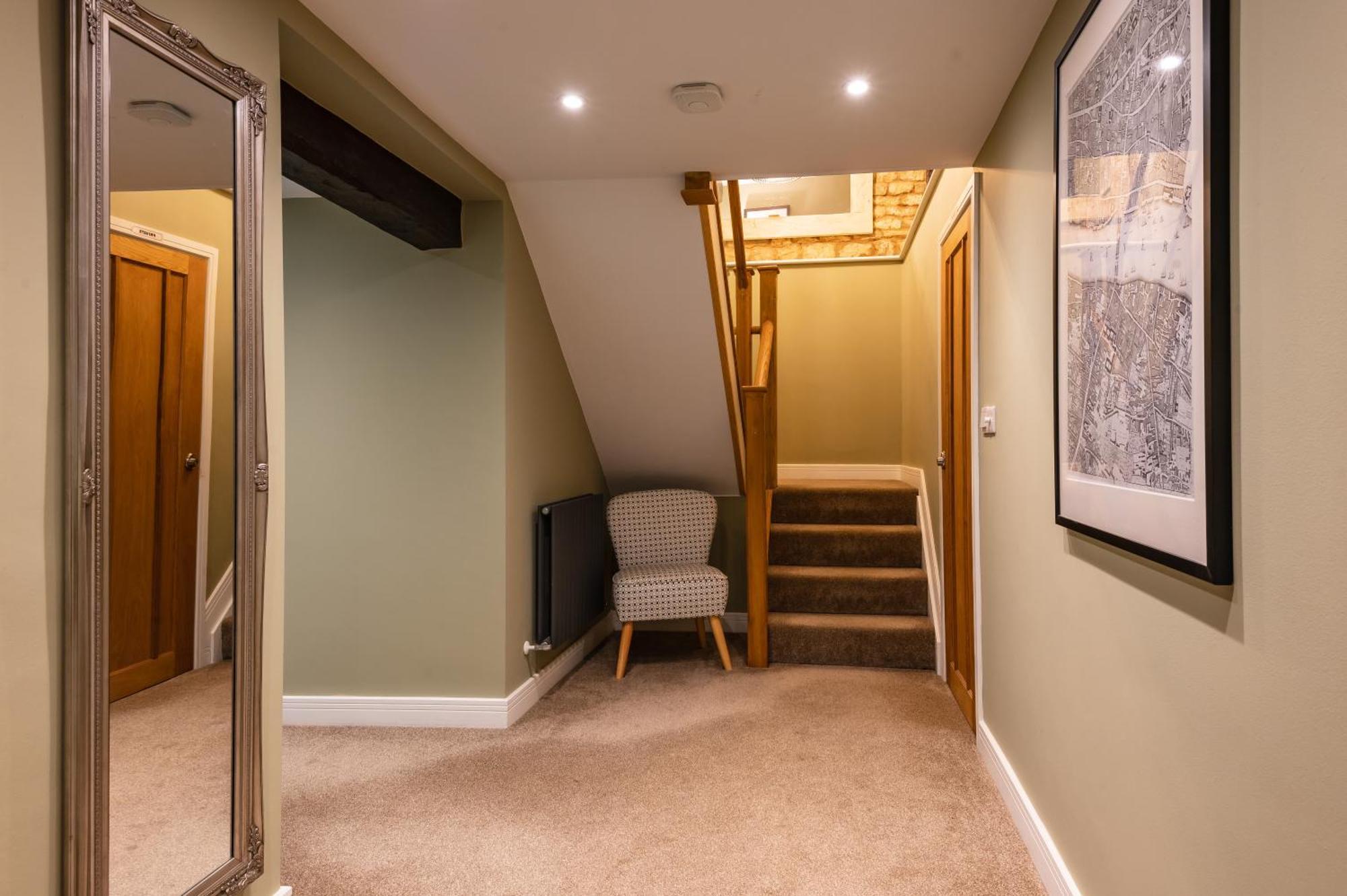 Stylish Central 6 Bedroom Converted Granary ستامفورد المظهر الخارجي الصورة